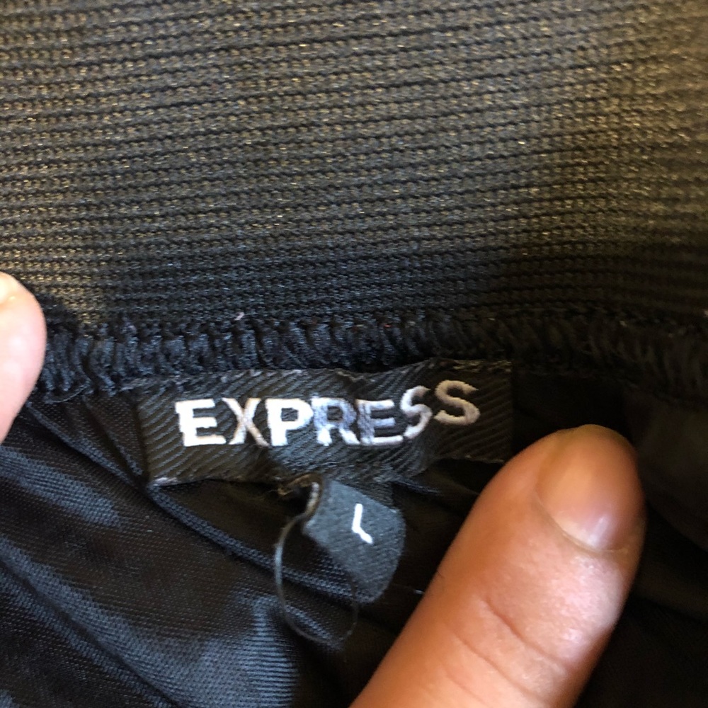 Express shorts - Picture 2 of 3
